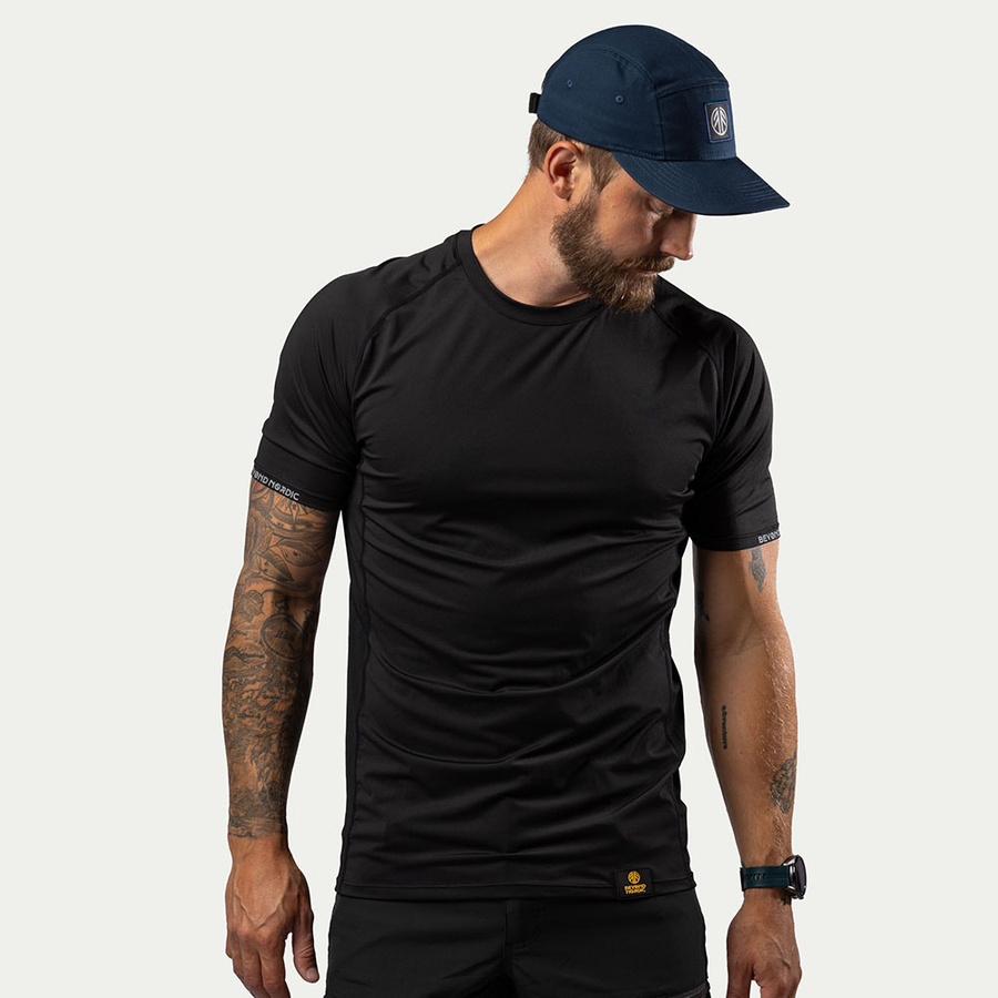 【AMBLER】 Cozy day Nordic embroidery man to man t-shirt 61Pql0lSkXL._AC_SY350_QL65_.jpg
