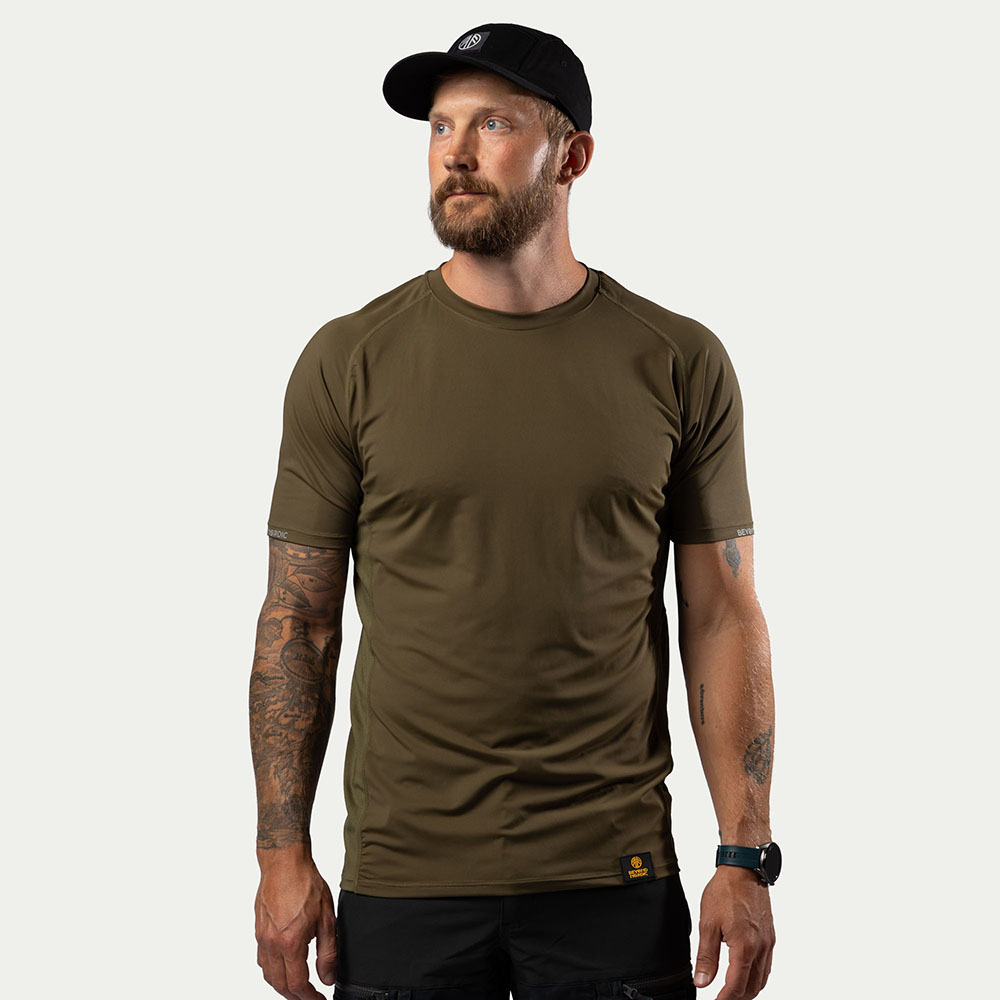 BN205 Performance T-Shirt Herr Moss Green - Storlek: XXS - Beyond Nordic